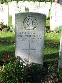 La Kreule Military Cemetery Hazebrouck - Strathdee, James Smith
