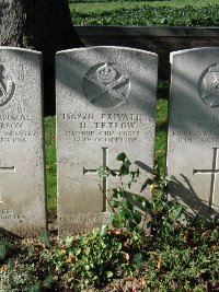 La Kreule Military Cemetery Hazebrouck - Tetlow, Harold
