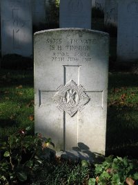 La Kreule Military Cemetery Hazebrouck - Tinnion, S H
