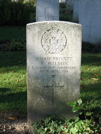 La Kreule Military Cemetery Hazebrouck - Wilson, Frank