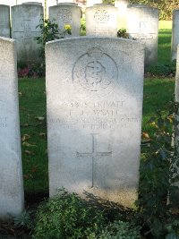La Kreule Military Cemetery Hazebrouck - Wyatt, Frank John