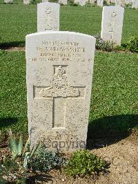 Sangro River War Cemetery - Arrowsmith, William