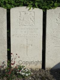 Noeux-Les-Mines Communal Cemetery - Whittaker, Herbert