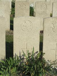 Noeux-Les-Mines Communal Cemetery - Williams, U