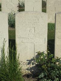 Noeux-Les-Mines Communal Cemetery - Wright, Eli