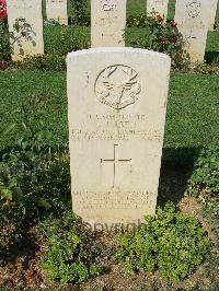 Cassino War Cemetery - Artis, Leslie James