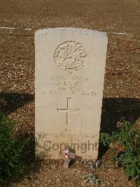 Cassino War Cemetery - Baker, Dennis