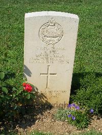 Cassino War Cemetery - Bell, John Robert