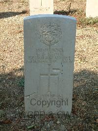 Cassino War Cemetery - Brown, Bernard Walter