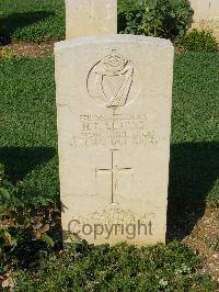 Cassino War Cemetery - Clarke, Harold Raymond