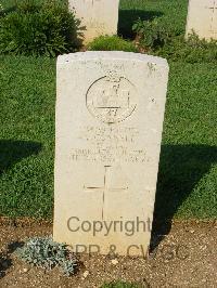 Cassino War Cemetery - Connell, Alan