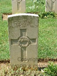 Cassino War Cemetery - Coombe, Hughie Ephraim