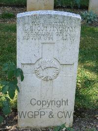 Cassino War Cemetery - Cottingham, Richard Edward