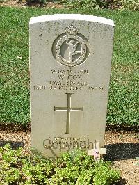 Cassino War Cemetery - Cox, Walter