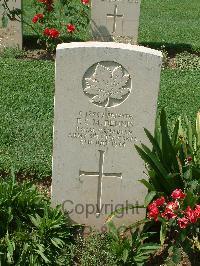 Cassino War Cemetery - Dennis, Fred Cecil Mervin