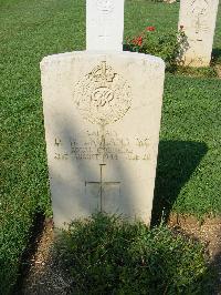 Cassino War Cemetery - England, Denys William