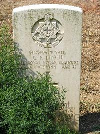 Cassino War Cemetery - Finch, Cyril Frank