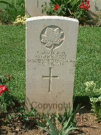 Cassino War Cemetery - Glencross, Charles