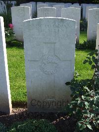 Etaples Military Cemetery - Allen, Richard Herbert