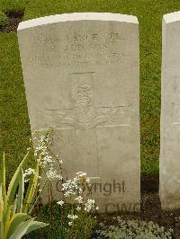 Etaples Military Cemetery - Addison, R