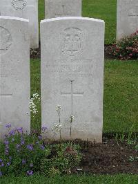 Etaples Military Cemetery - Adey, Fred William