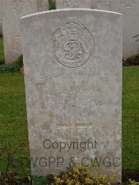 Etaples Military Cemetery - Ainslie, James