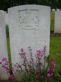 Etaples Military Cemetery - Ainsworth, R W