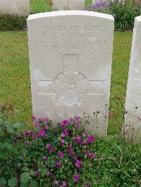 Etaples Military Cemetery - Aldridge, L G