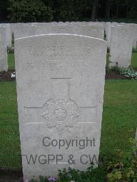 Etaples Military Cemetery - Alexander, William (Billy)