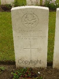 Etaples Military Cemetery - Allen, Edward William