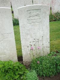 Etaples Military Cemetery - Allen, Harry Thomas