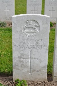 Etaples Military Cemetery - Allen, R