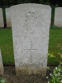 Etaples Military Cemetery - Allsop, Bernard Hallam