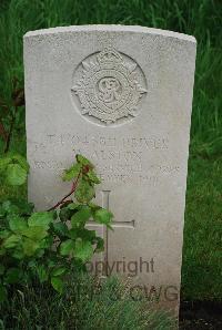 Etaples Military Cemetery - Alston, W