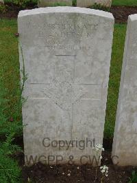 Etaples Military Cemetery - Anderson, D