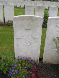 Etaples Military Cemetery - Anderson, W