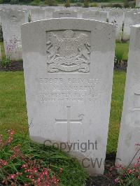 Etaples Military Cemetery - Andrew, W M