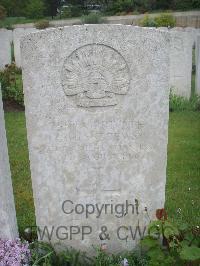 Etaples Military Cemetery - Andrews, Cecil Harry