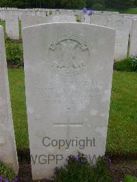 Etaples Military Cemetery - Angus, James