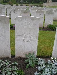 Etaples Military Cemetery - Annand, Frank