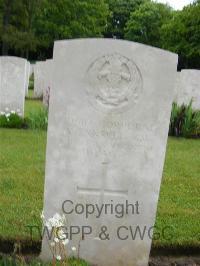 Etaples Military Cemetery - Ansell, W