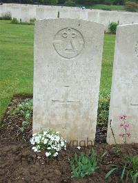 Etaples Military Cemetery - Appleby, J