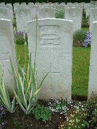 Etaples Military Cemetery - Appleby, John Thomas