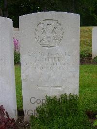 Etaples Military Cemetery - Appleby, R