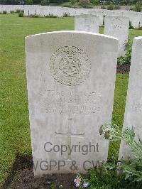 Etaples Military Cemetery - Armstrong, D