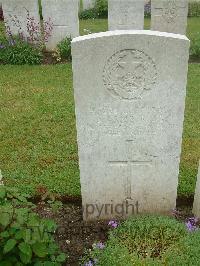 Etaples Military Cemetery - Armstrong, J