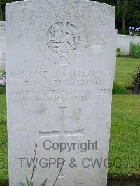 Etaples Military Cemetery - Armstrong, Thomas Herbert