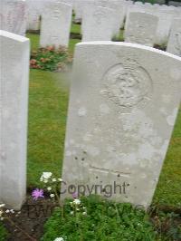 Etaples Military Cemetery - Ashton, Harry