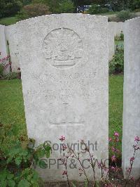 Etaples Military Cemetery - Asmussen, Cornelius