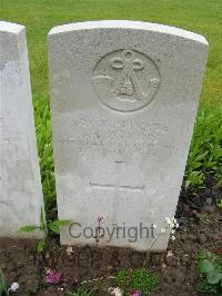 Etaples Military Cemetery - Atkins, James George